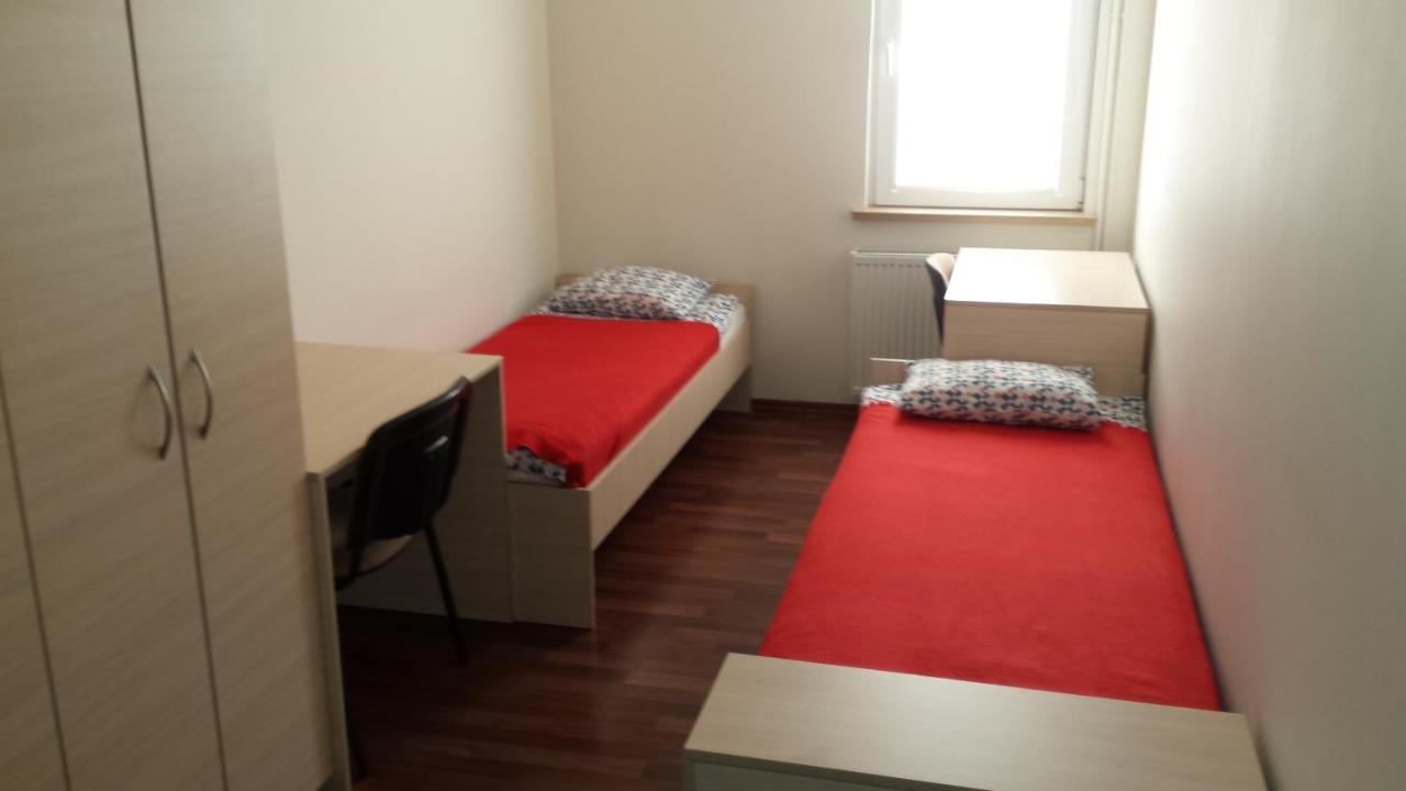 Noclegi Lomza Akademicka Exterior foto